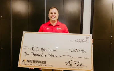 $2,000 Donated to Des Lacs-Burlington High School