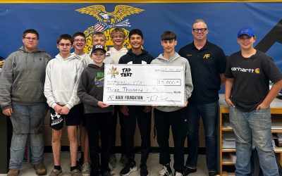 $3,000 donation to Hillsboro FFA!